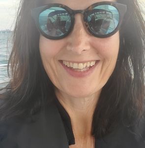 Meet your Posher, Stacy